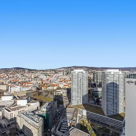 Eurovea Tower 33rd Floor Free Parking Lejlighed