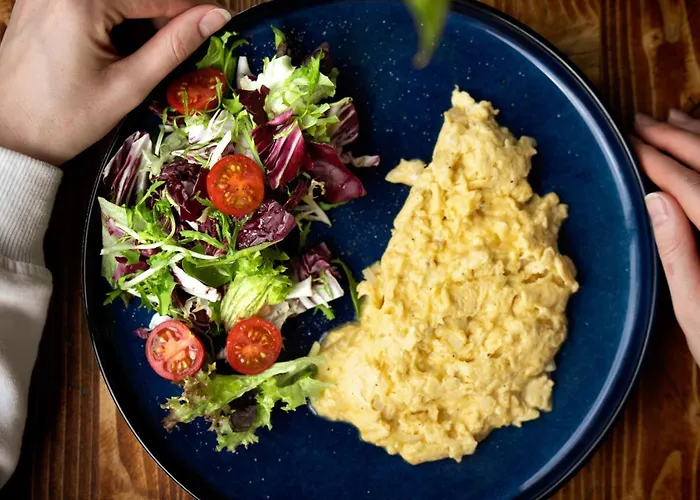 Eurovea Tower 33rd Floor Free Parking *