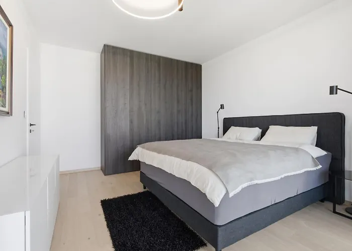 Lejlighed Eurovea Tower 33rd Floor Free Parking *