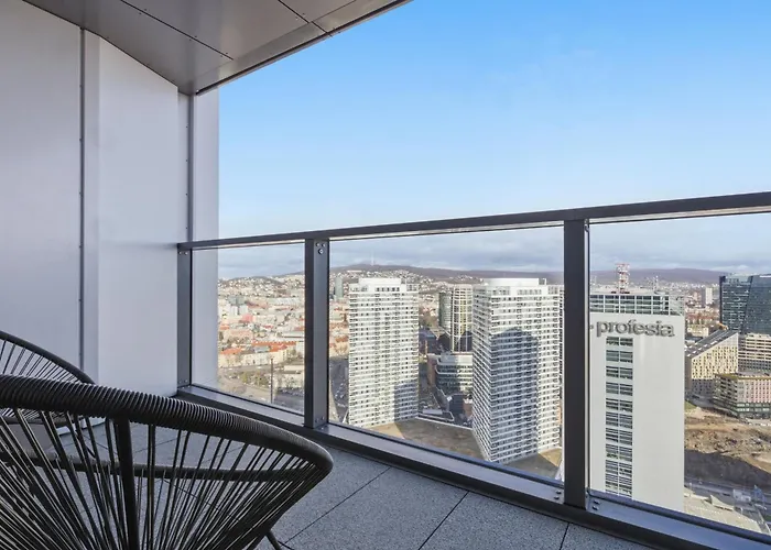 Eurovea Tower 33rd Floor Free Parking Lejlighed *