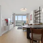 Eurovea Tower 33rd Floor Free Parking * Bratislava